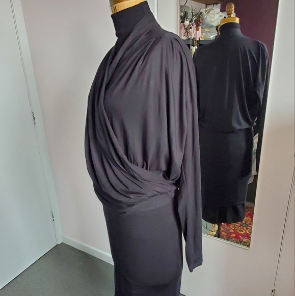 NWOT draped bodycon dress szM - Picture 4 of 12